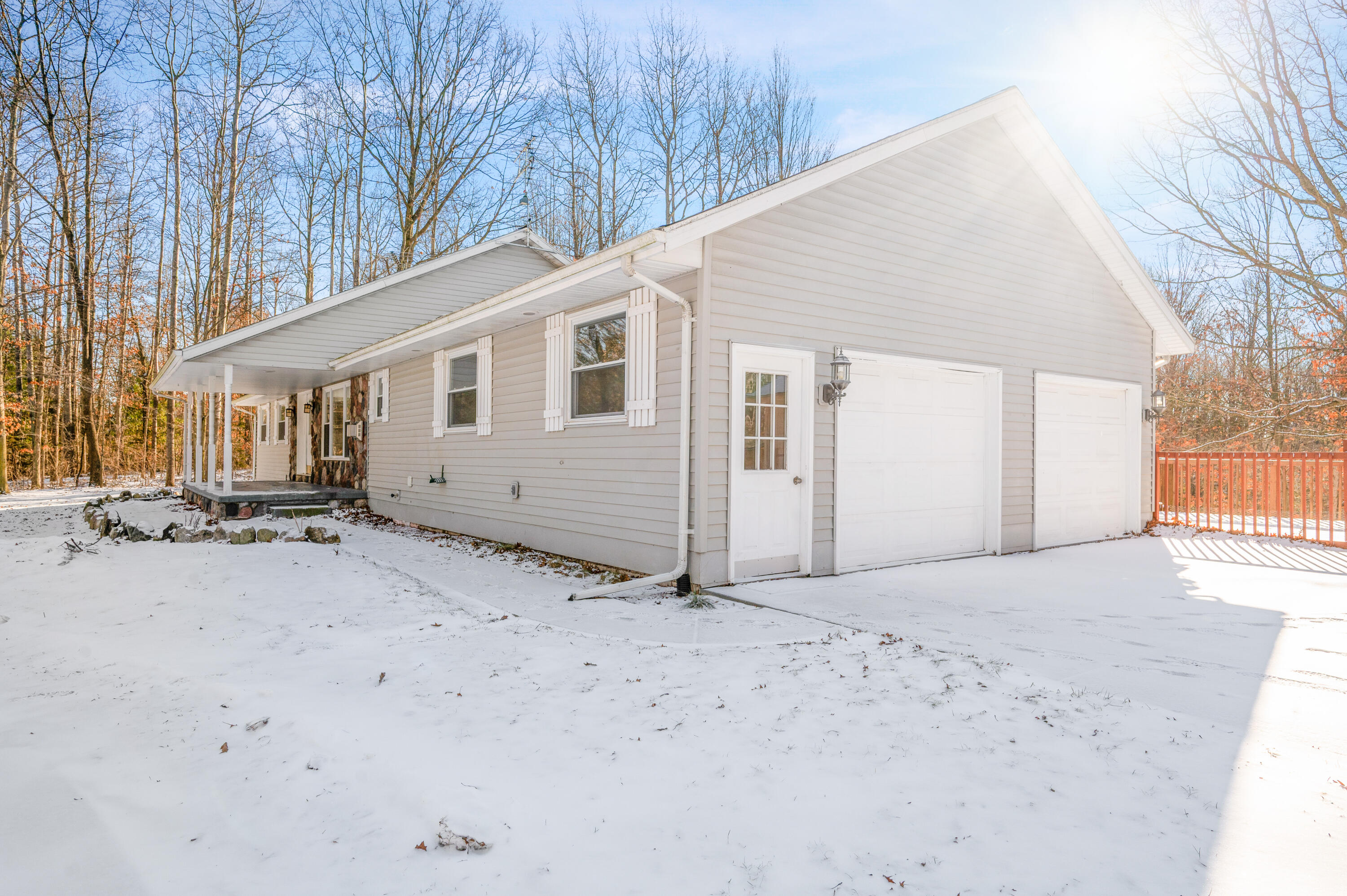 3285 Mineral Springs Trail