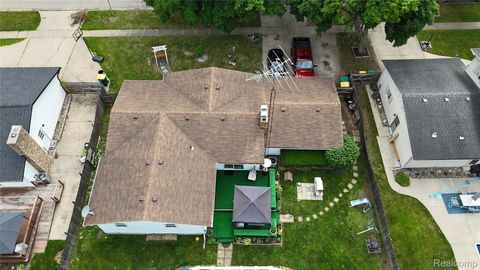 Tiny photo for 527 Leland Street, Flushing City, MI 48433 (MLS # 20261048891)