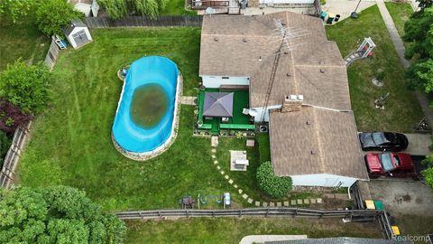 Tiny photo for 527 Leland Street, Flushing City, MI 48433 (MLS # 20261048891)
