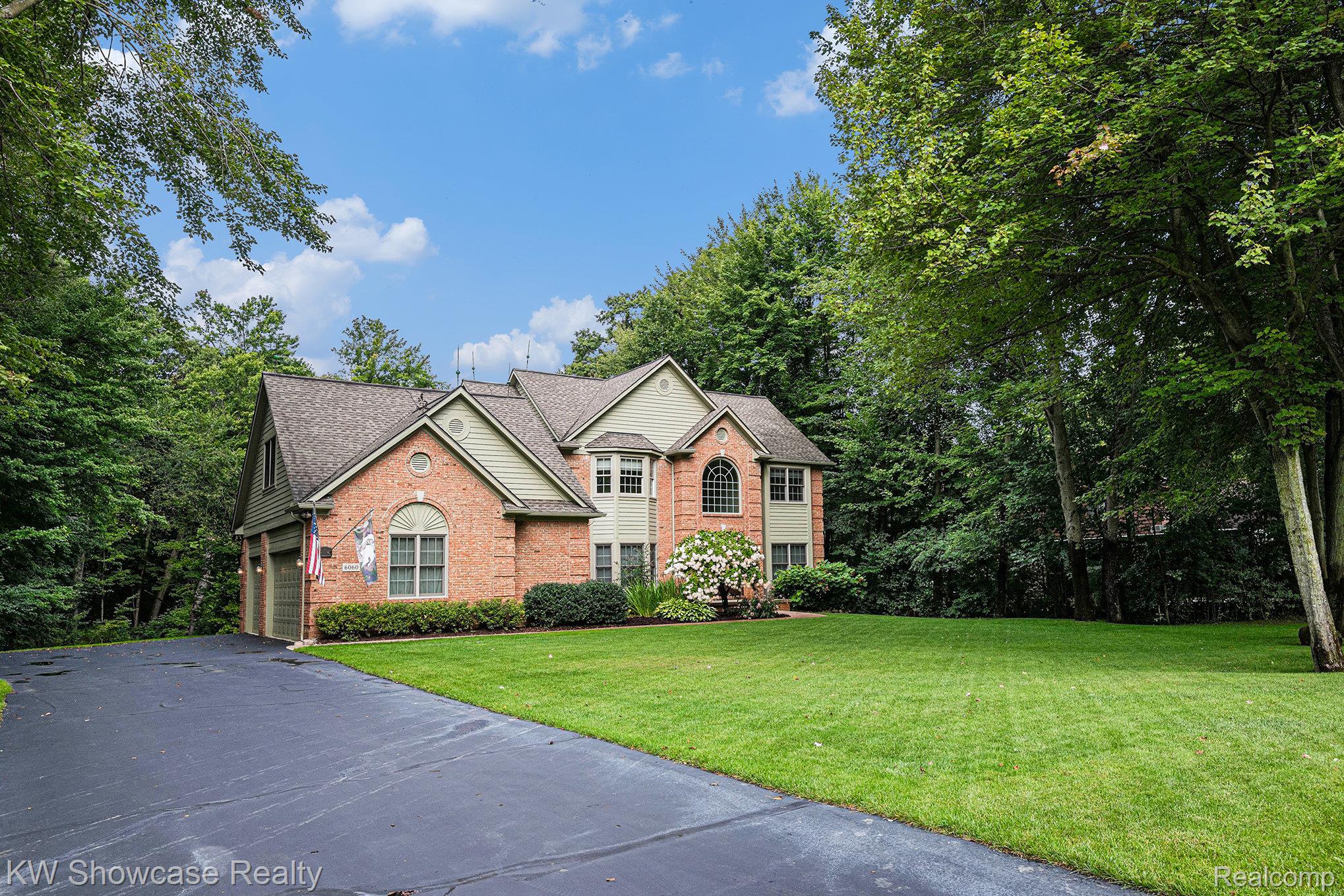 6060 Rosewood Parkway