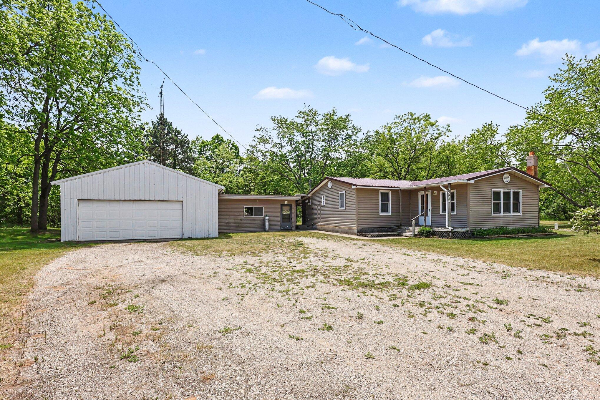 3599 S Maple Island Road