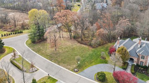 556 Barrington Court Bloomfield Hills City MI 48304