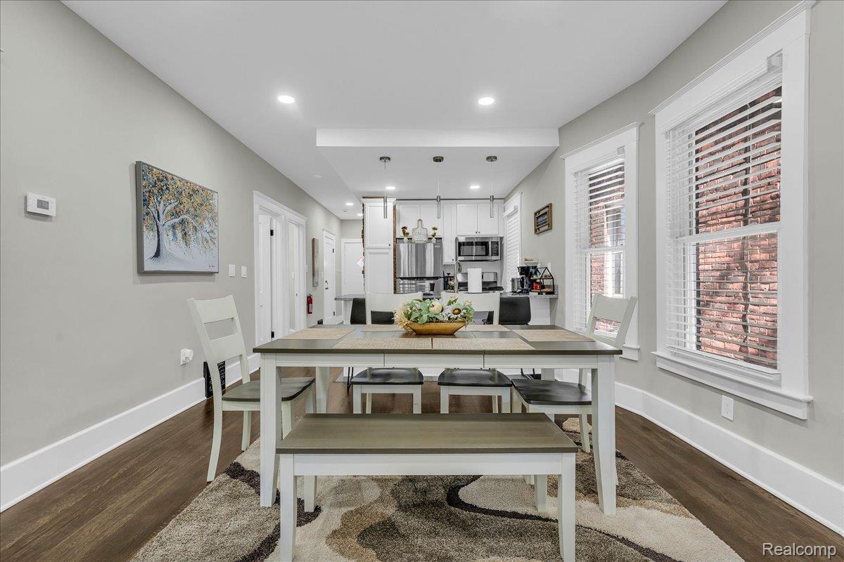 Detroit City, Michigan 48208, United States, 6 Bedrooms Bedrooms, ,2 BathroomsBathrooms,Residential,Active,186422