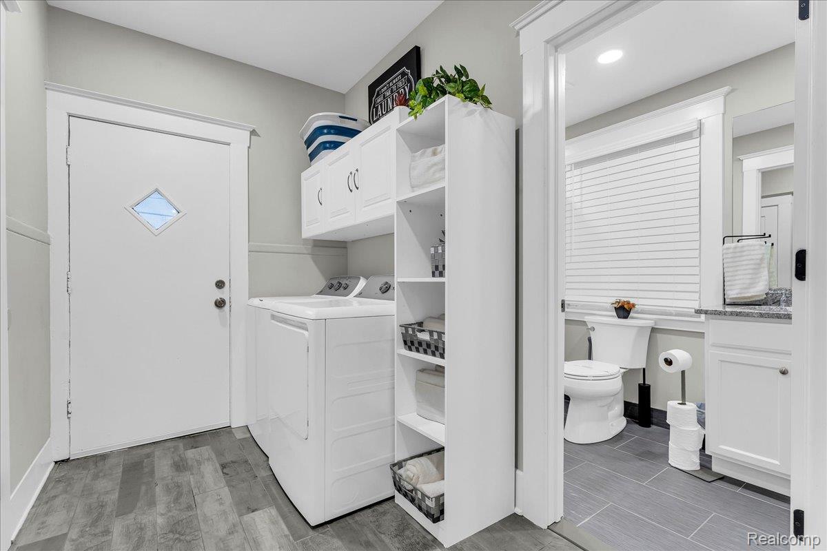 Detroit City, Michigan 48208, United States, 6 Bedrooms Bedrooms, ,2 BathroomsBathrooms,Residential,Active,186422