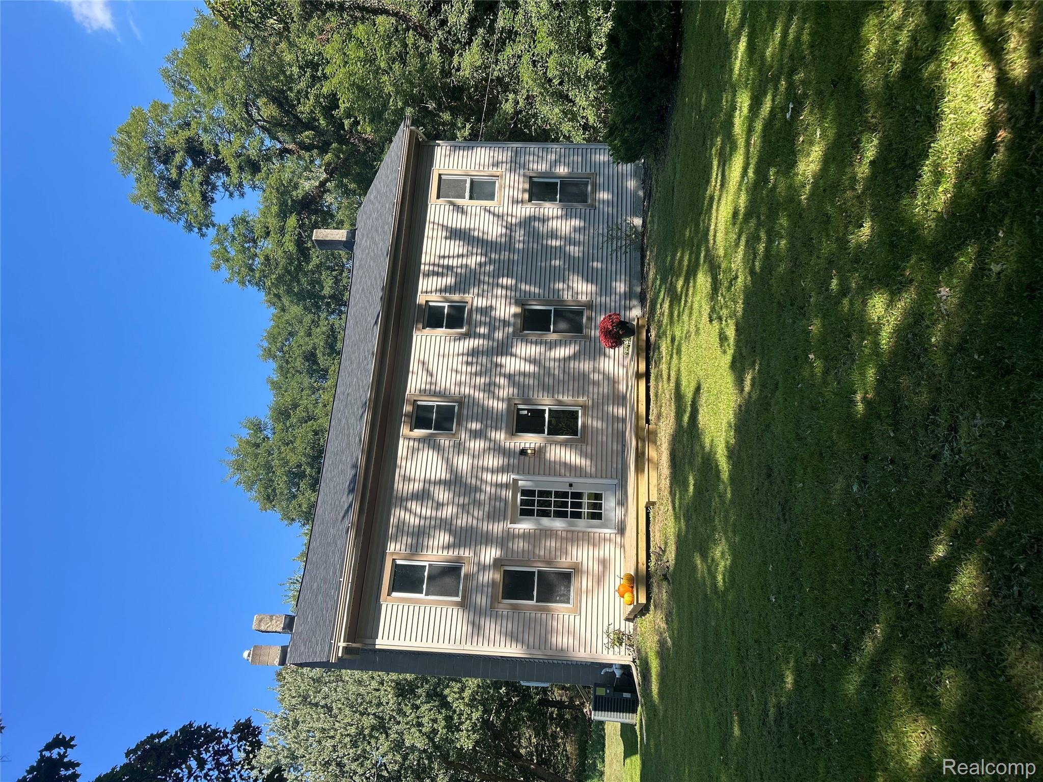 11240 Silver Lake Road