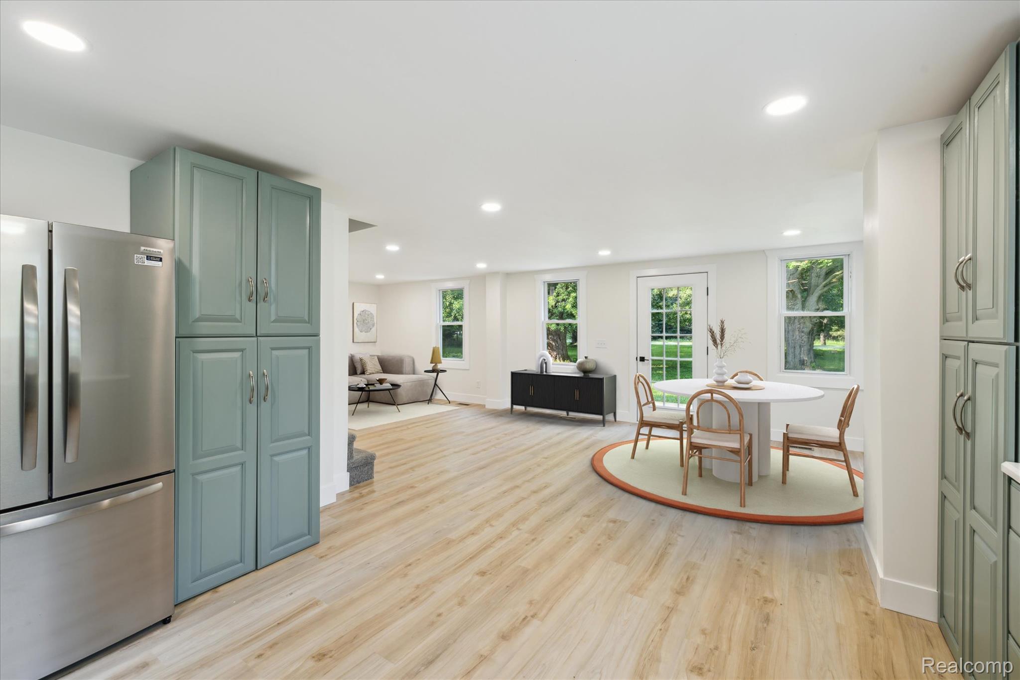 11240 Silver Lake Road