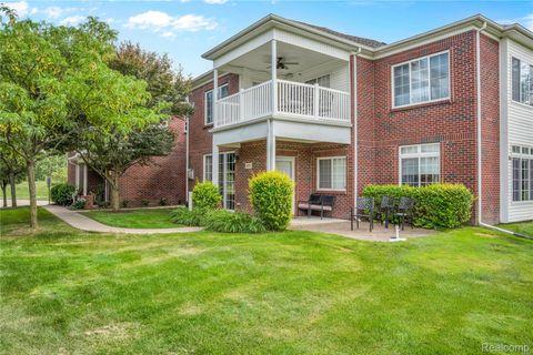 Photo of 6933 Boulder Pointe Drive, Washington Township, MI 48094 (MLS # 20251029782)