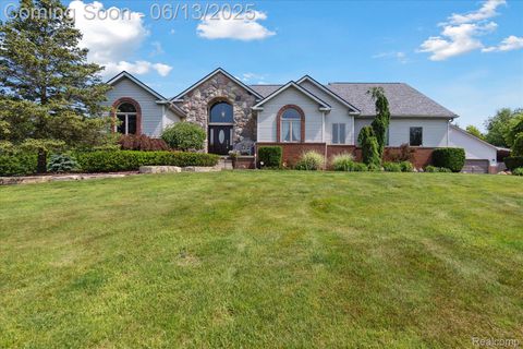 2365 Chilson Meadows Lane Howell City MI 48843