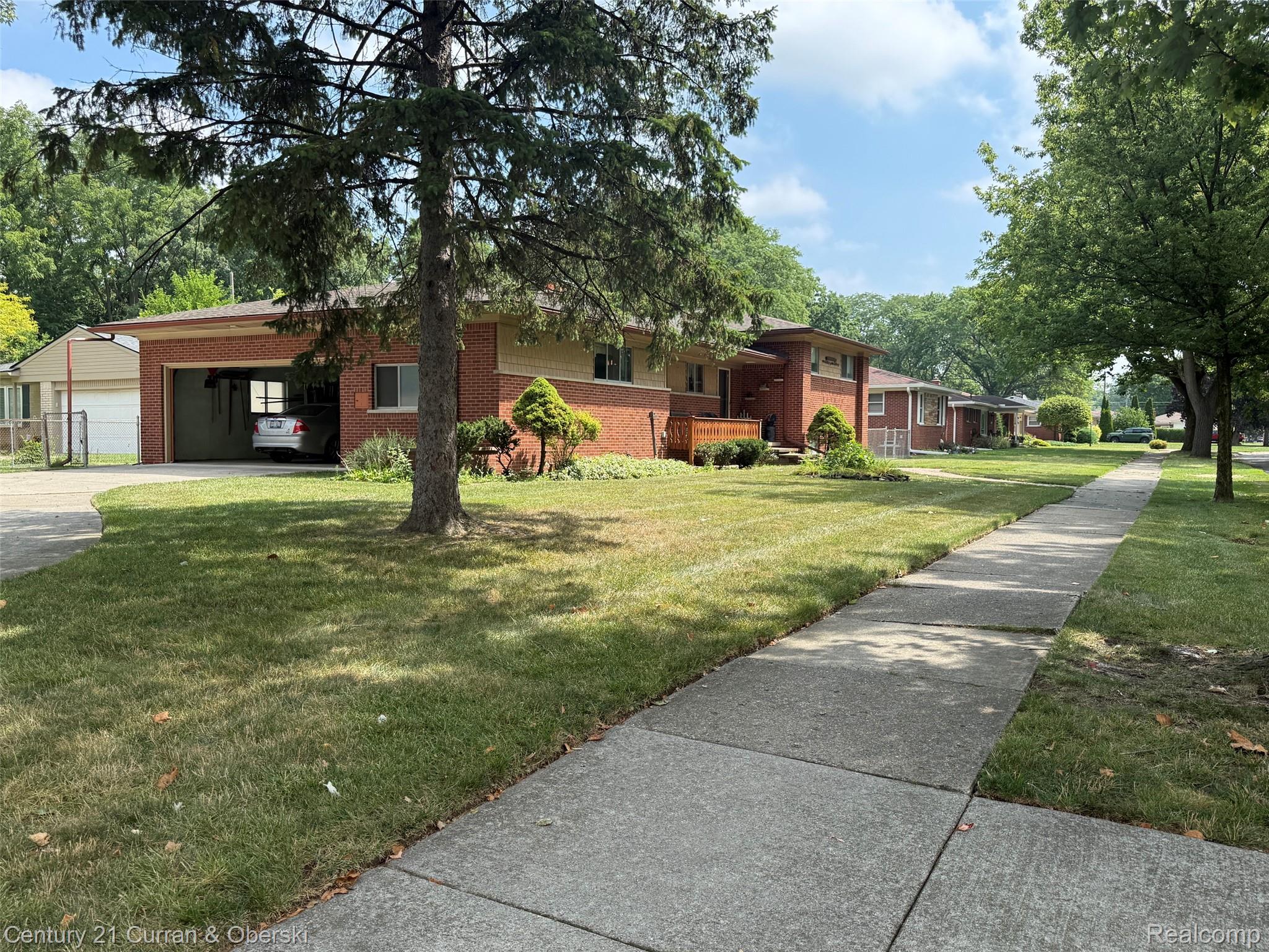 27110 Clairview Drive