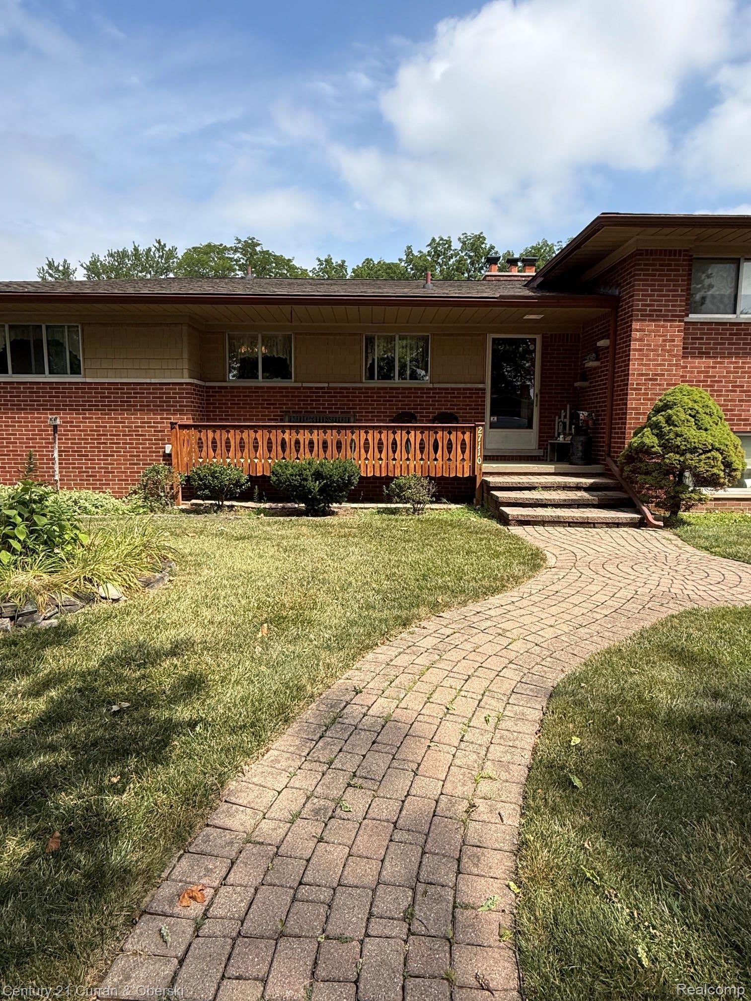 27110 Clairview Drive
