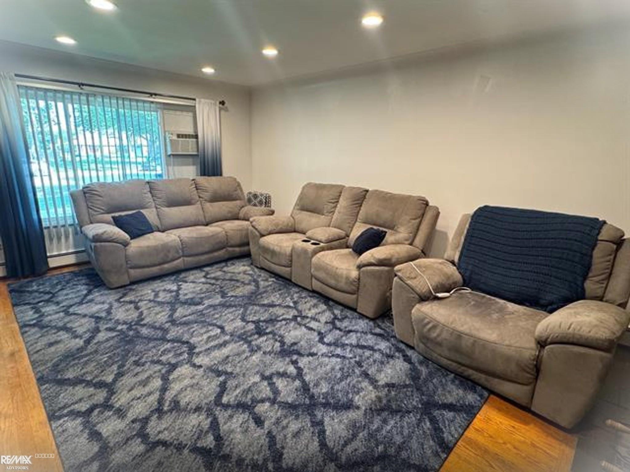 29210 Geraldine Court