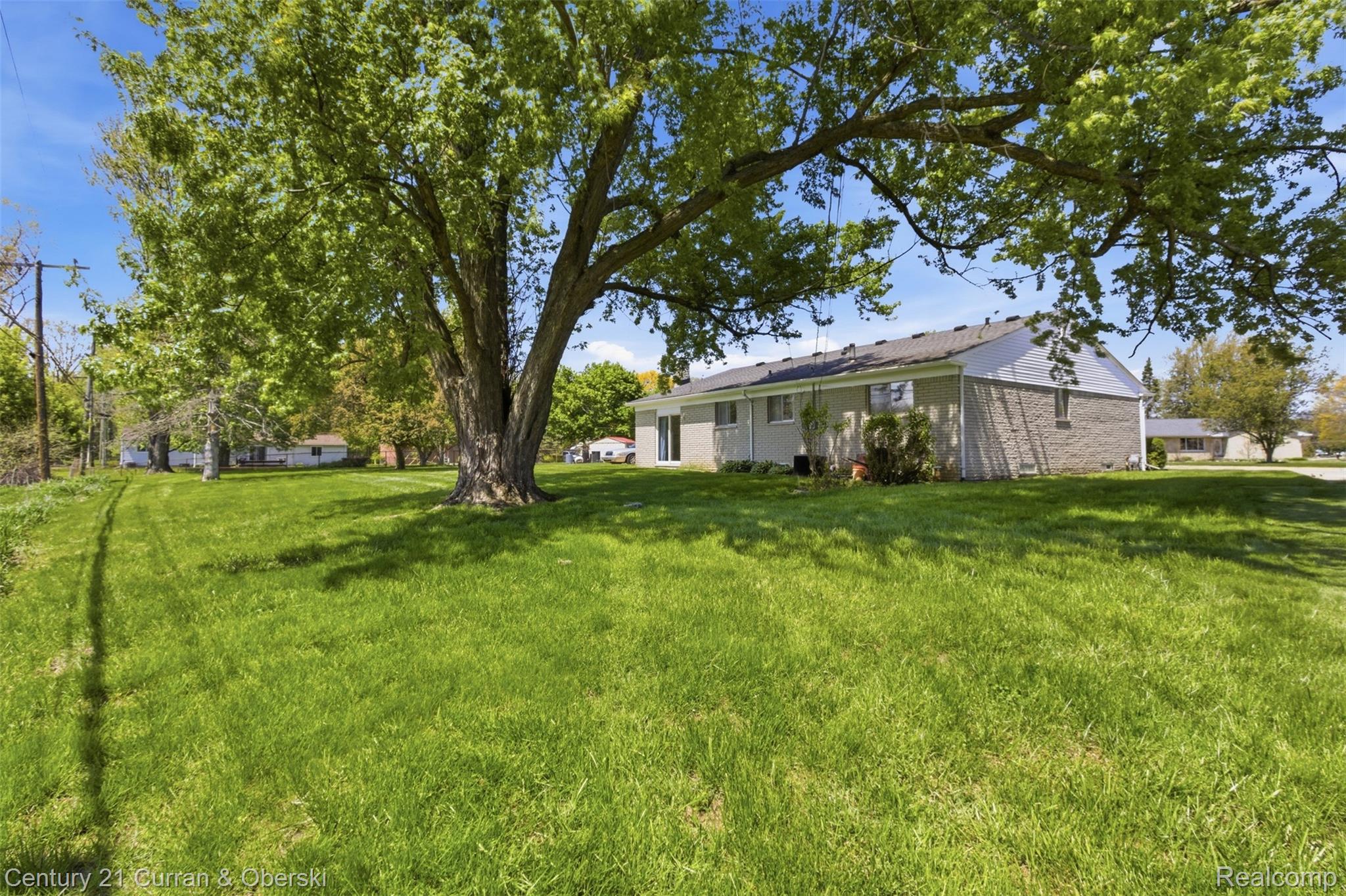 23293 W Le Bost Drive