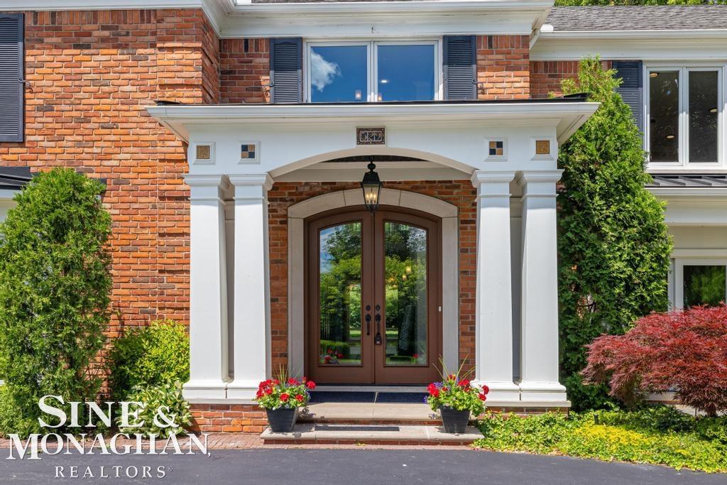 529 Lake Shore Road