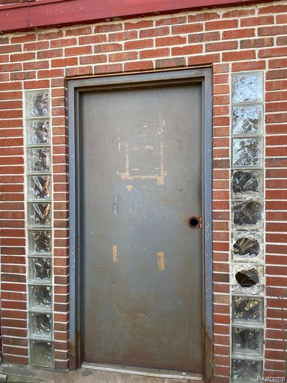 Detroit City, Michigan 48202, United States, 15 Bedrooms Bedrooms, ,12 BathroomsBathrooms,Residential,Pending,231749