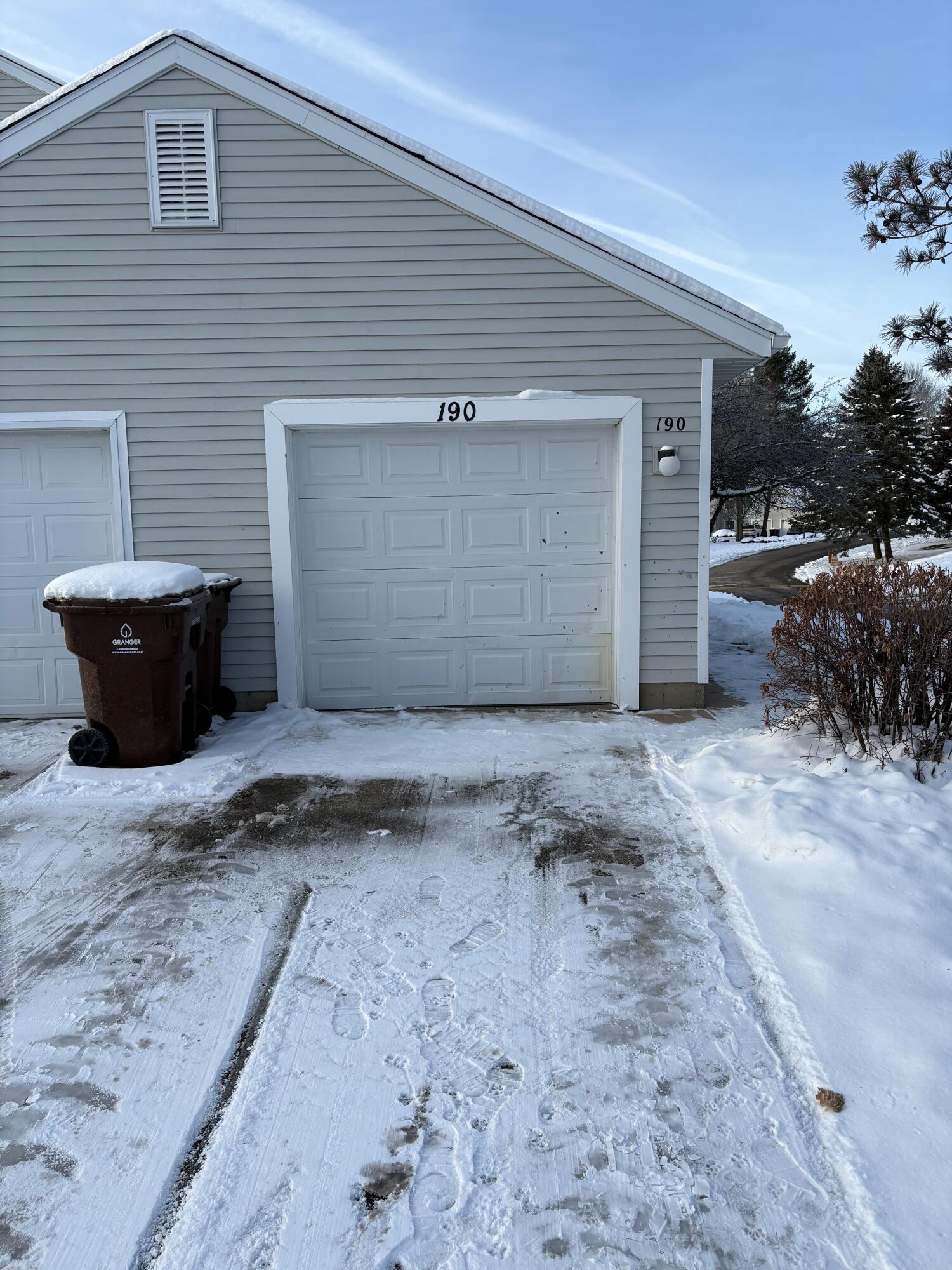 190 Hunters Lane NE 38