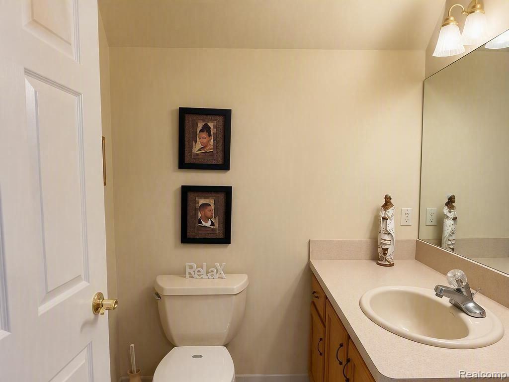 22119 Oakwood Drive