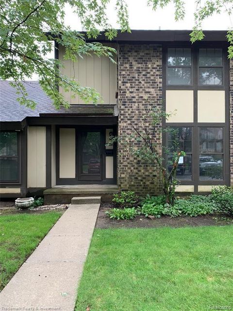 25045 Glenbrooke Dr Drive Southfield City MI 48033