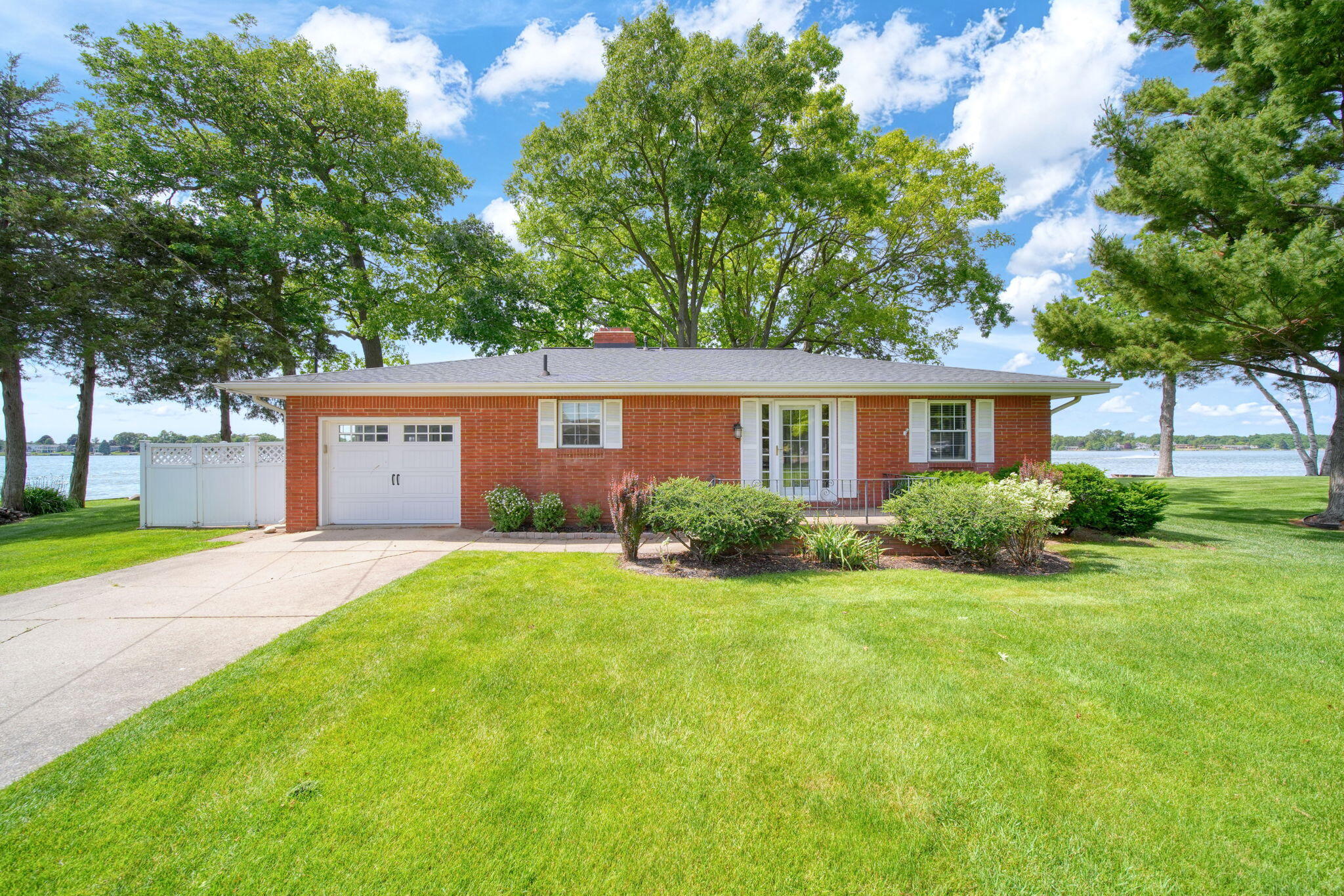 188 Hawthorne Drive