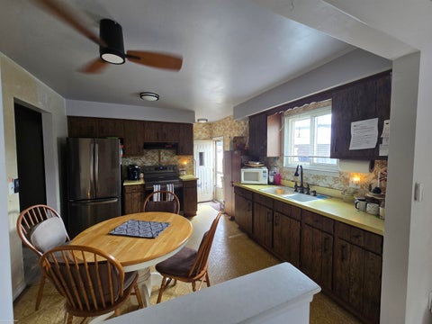 Tiny photo for 8644 Essen Dr, Sterling Heights City, MI 48314 (MLS # 58050219298)