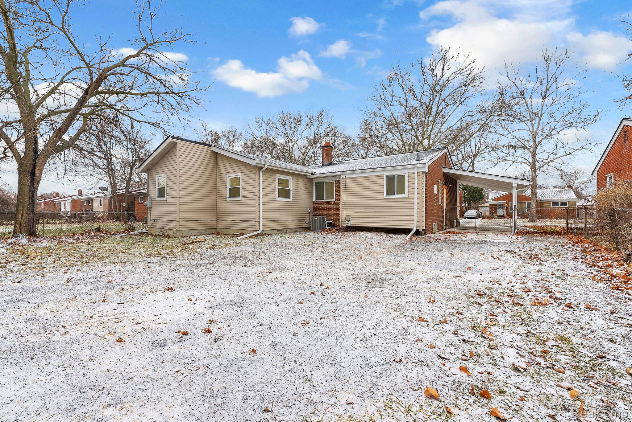 23080 Parklawn Street