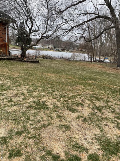 982 Artdale Drive White Lake Charter Township MI 48383