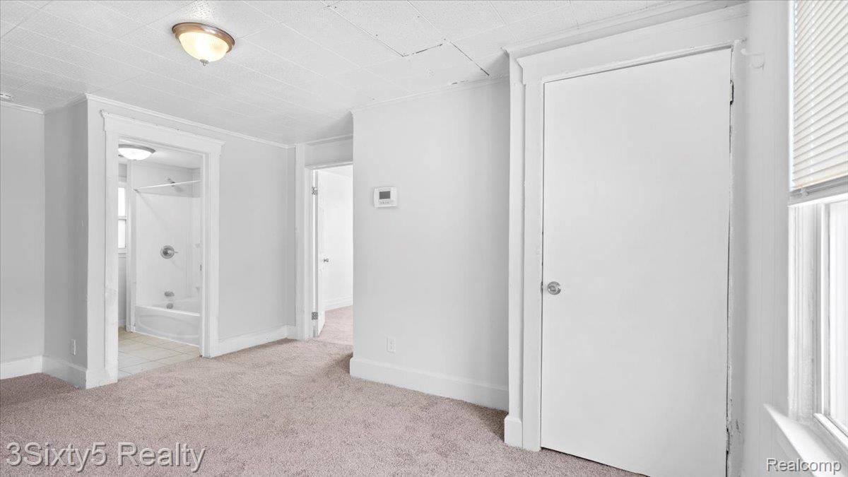 79 E E Pleasant Street