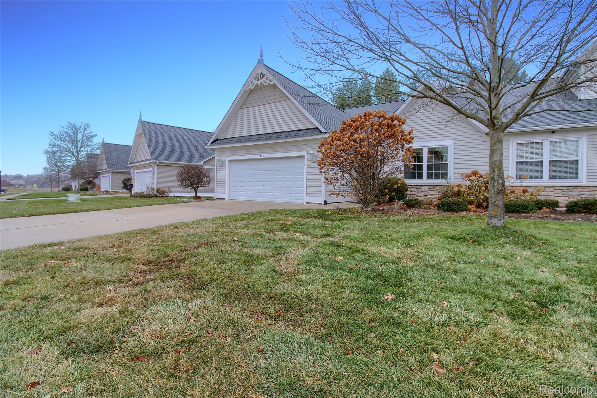 304 Victoria Park Drive 45