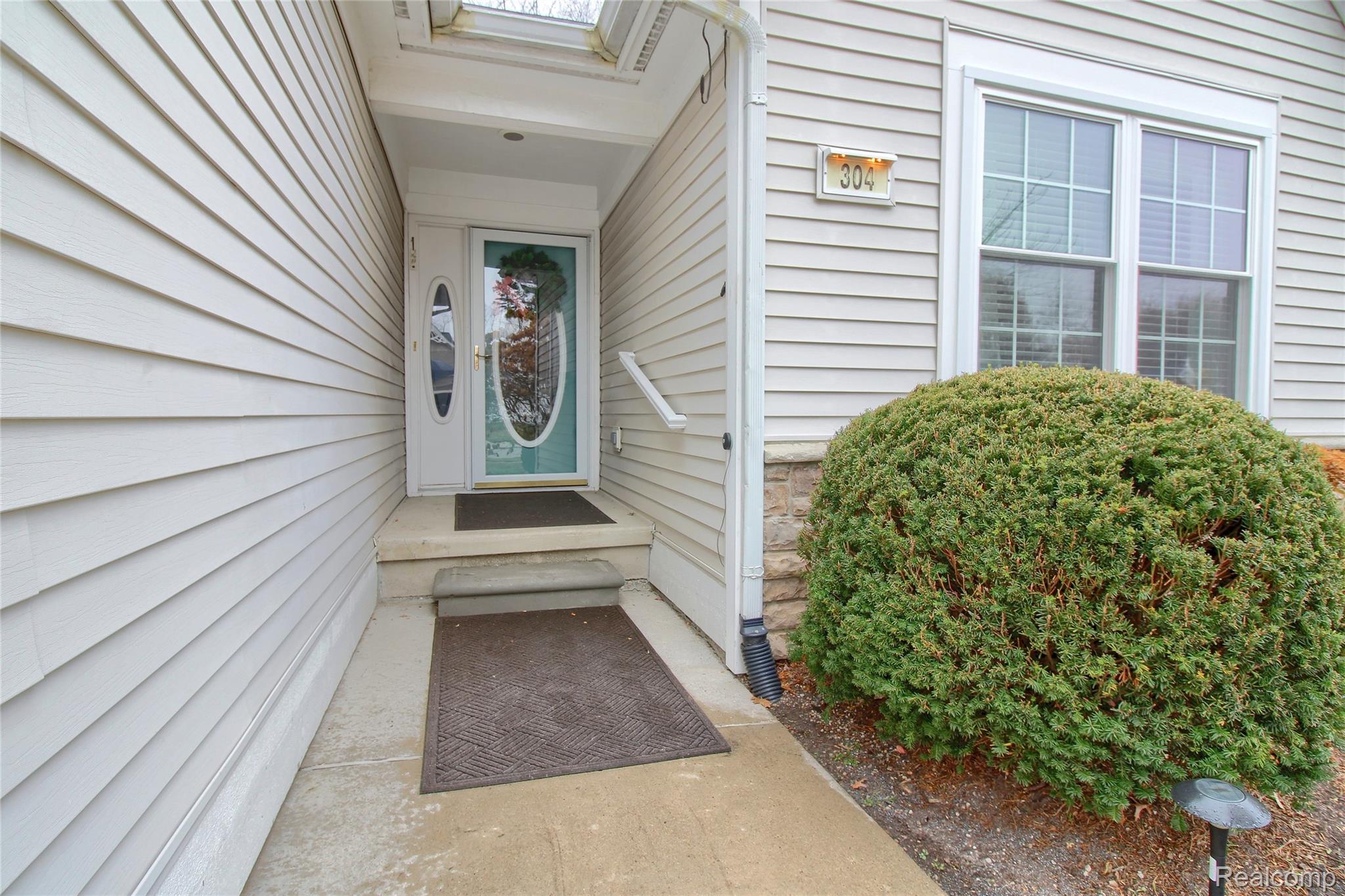 304 Victoria Park Drive 45