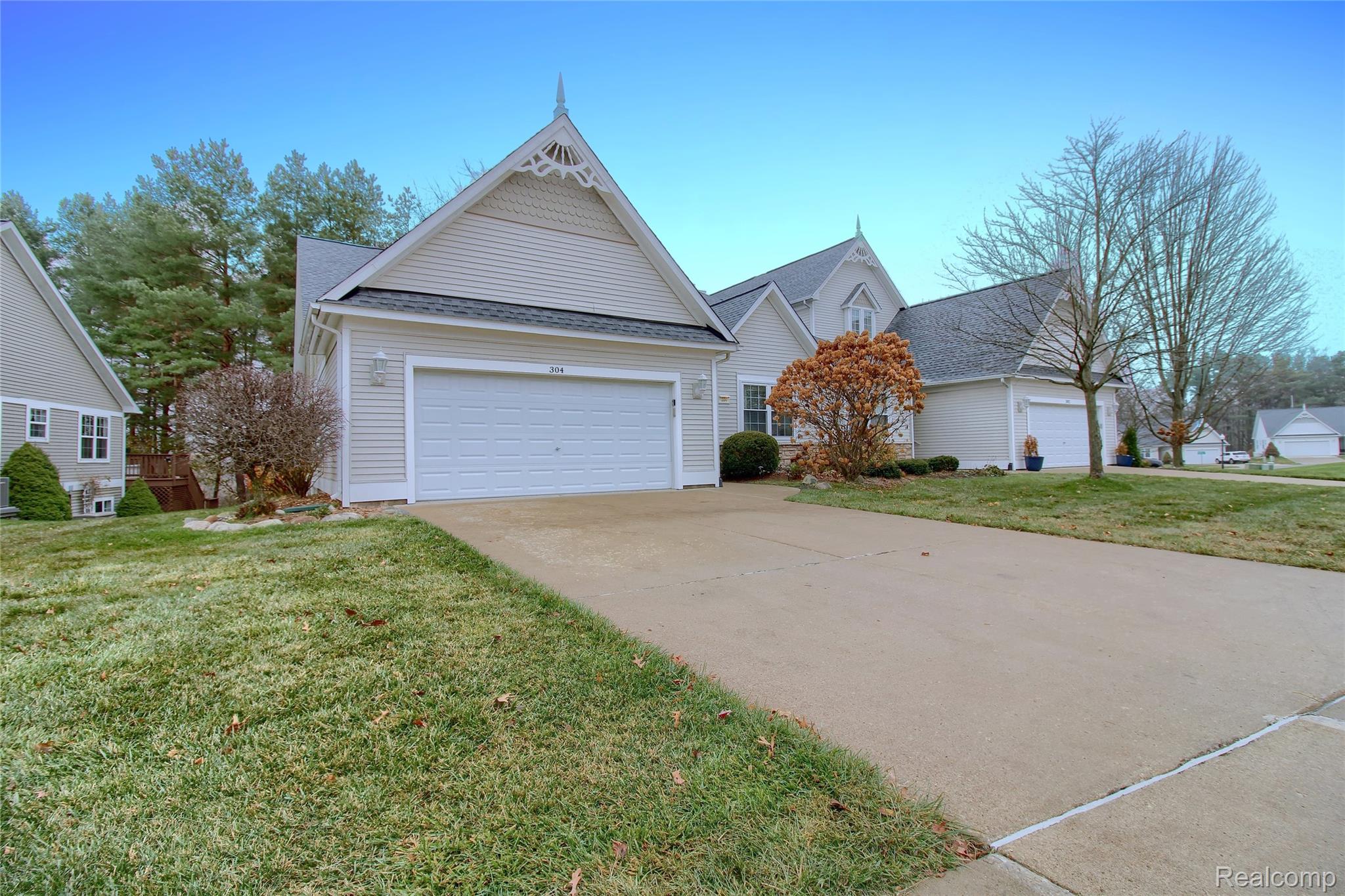 304 Victoria Park Drive 45