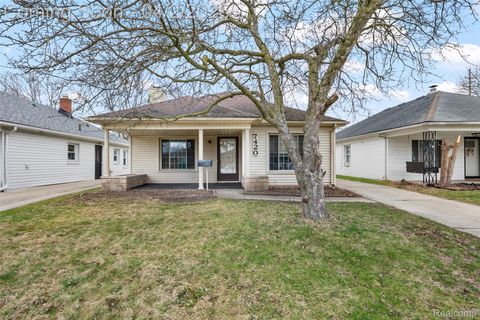 7420 Fenton Street Dearborn Heights City MI 48127