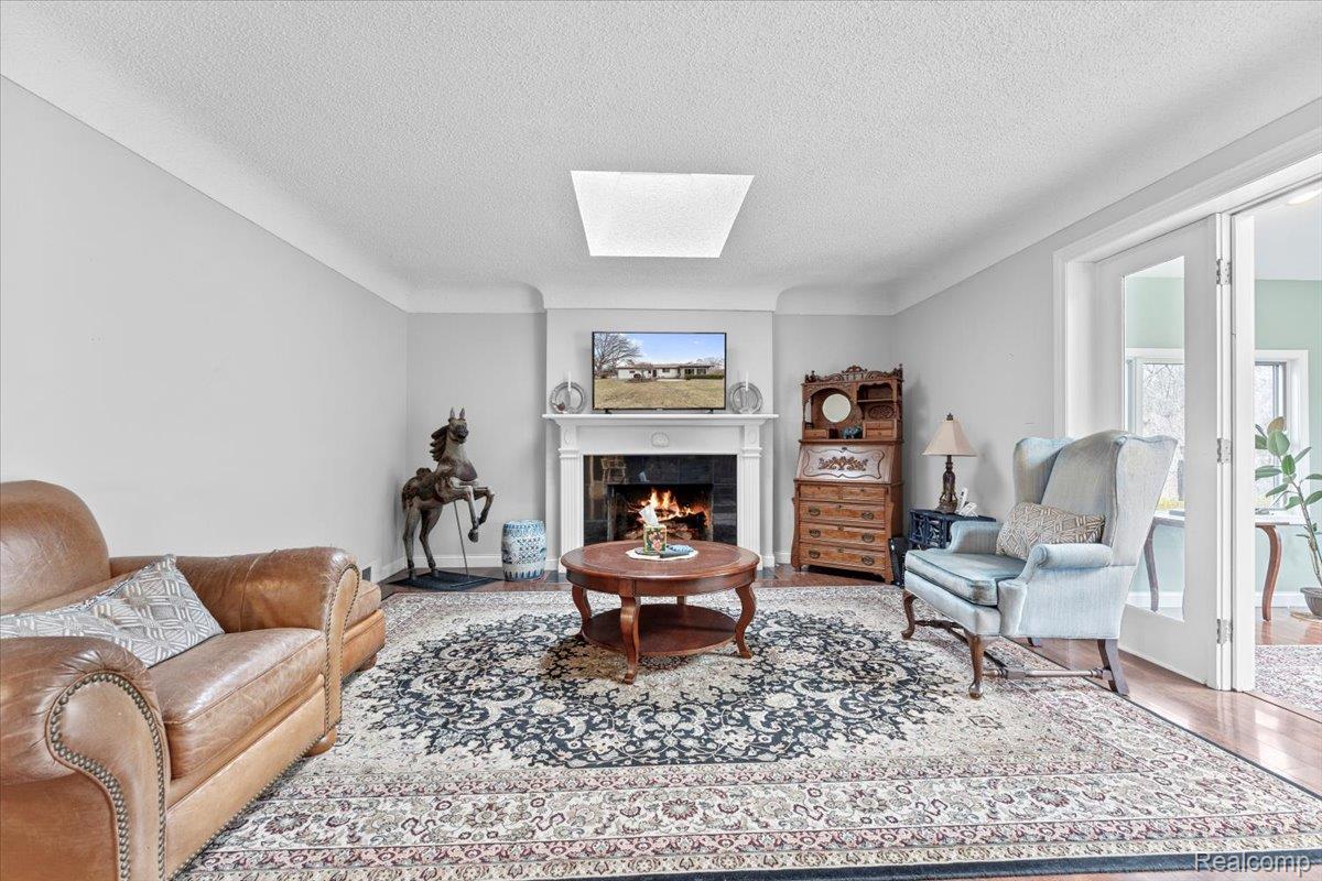 21524 Thorofare Road