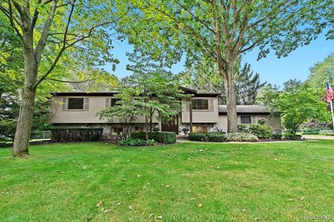 5375 Prentis Road Waterford Charter Township MI 48327