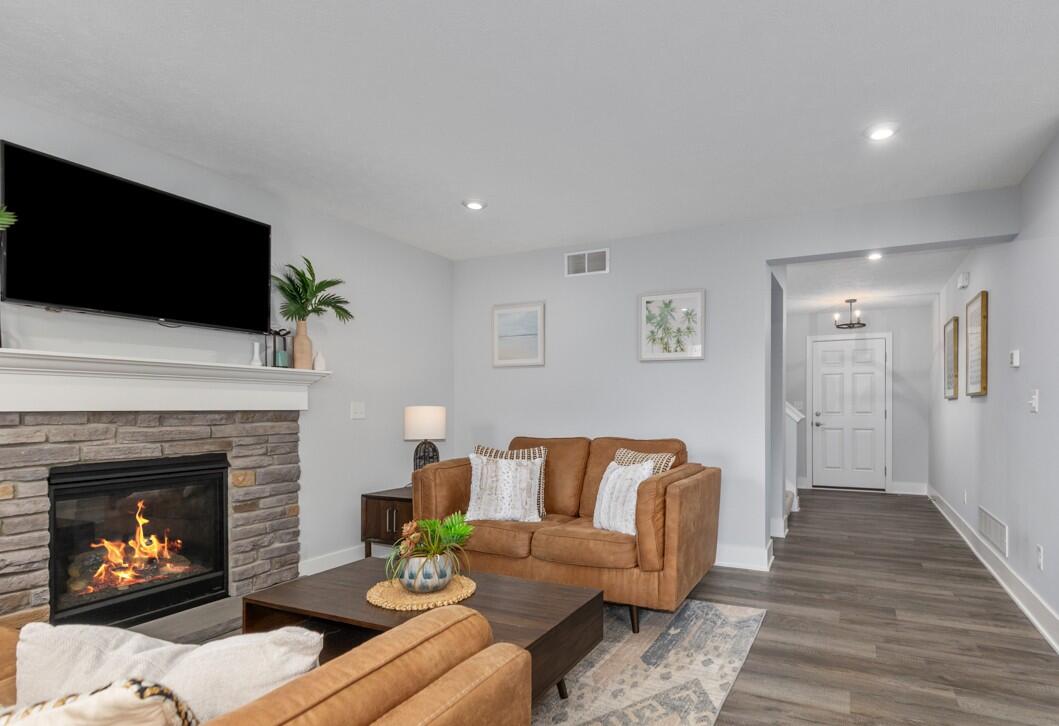 7868 High Knoll Drive