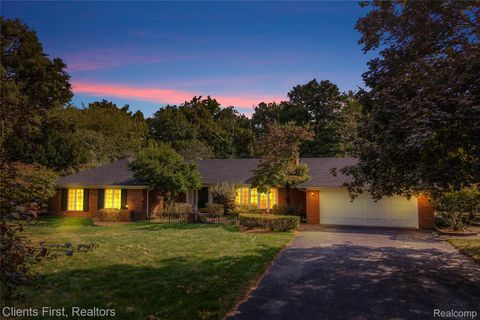 33801 Argonne Road Farmington Hills City MI 48335