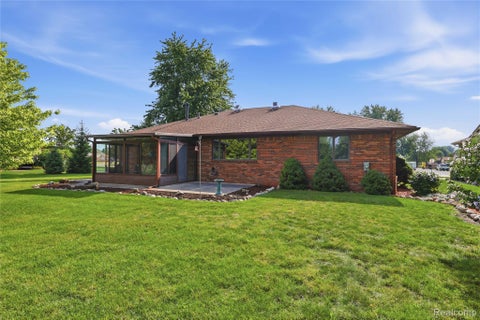Tiny photo for 51957 N Adele Circle, Chesterfield Township, MI 48047 (MLS # 20261066823)