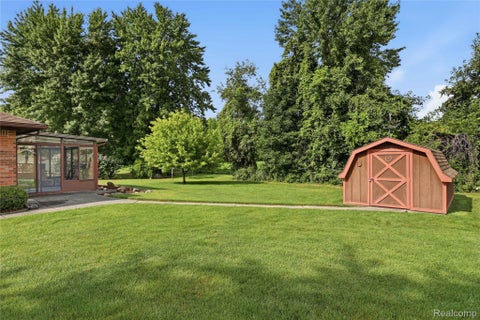 Tiny photo for 51957 N Adele Circle, Chesterfield Township, MI 48047 (MLS # 20261066823)