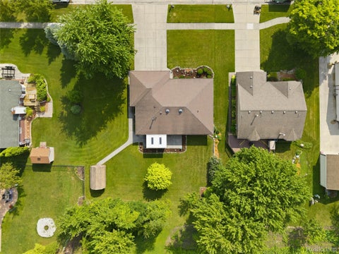 Tiny photo for 51957 N Adele Circle, Chesterfield Township, MI 48047 (MLS # 20261066823)