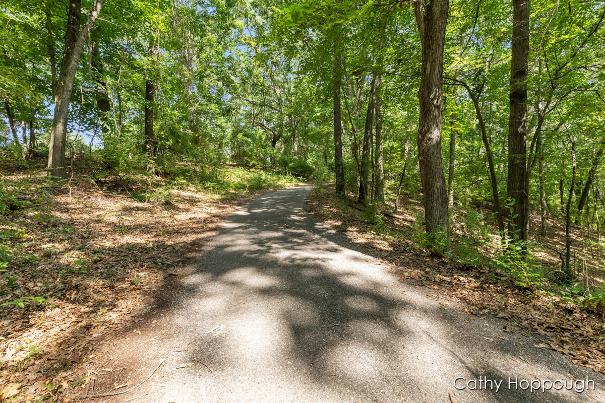 735 Prairie Creek Road