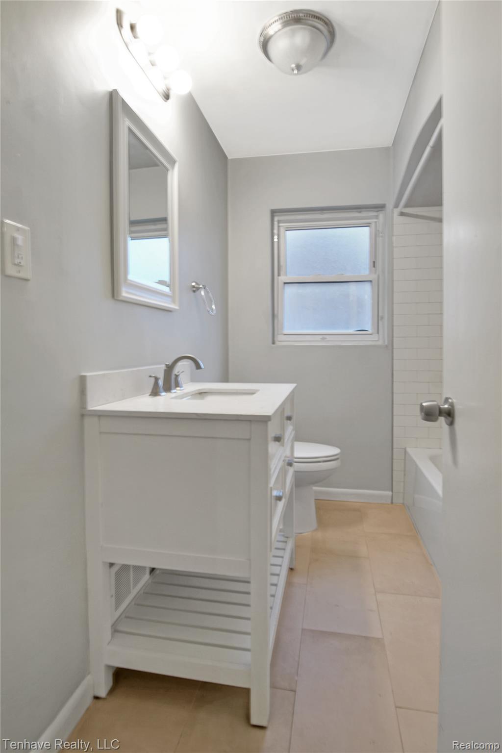 24330 MANISTEE Street