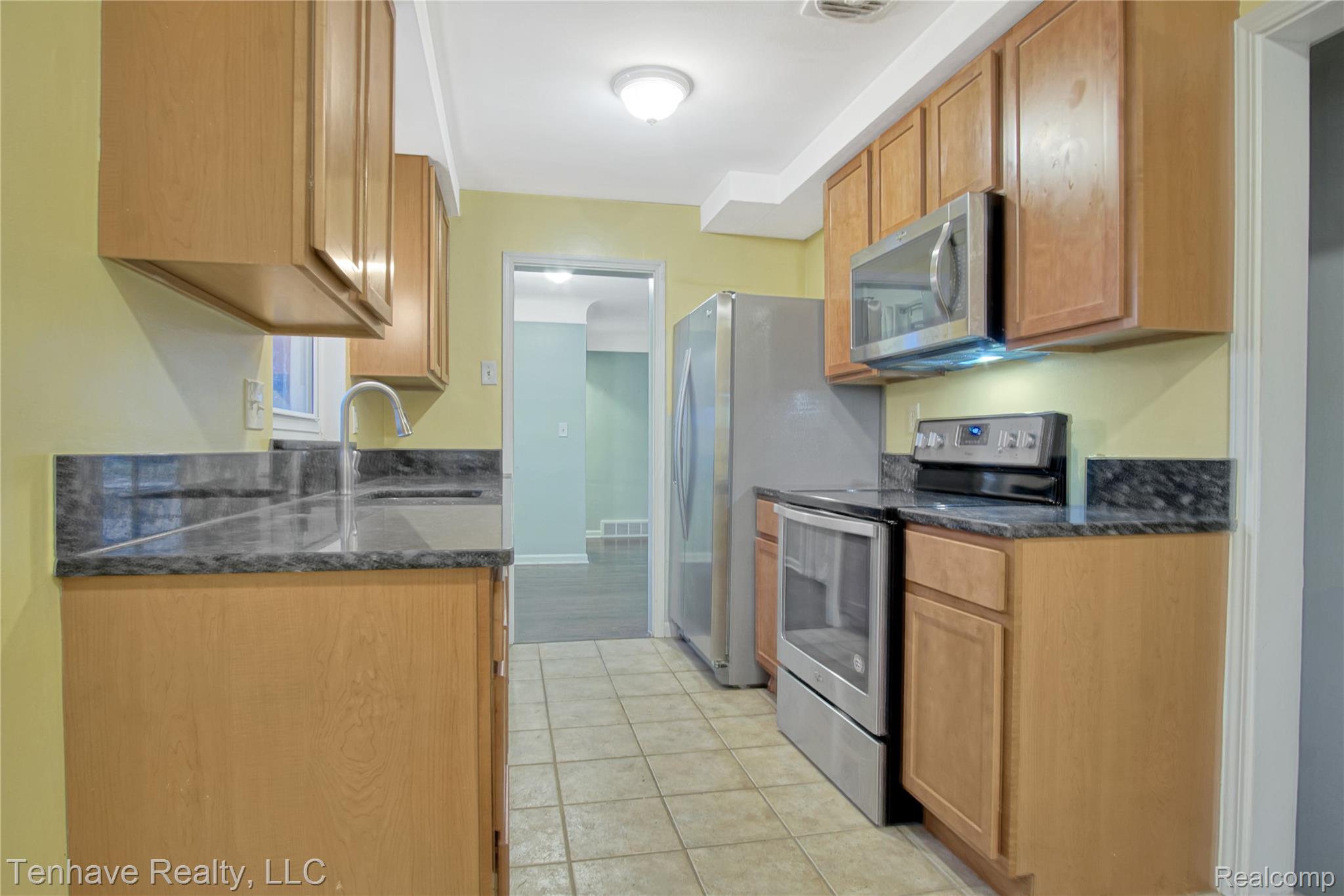 24330 MANISTEE Street