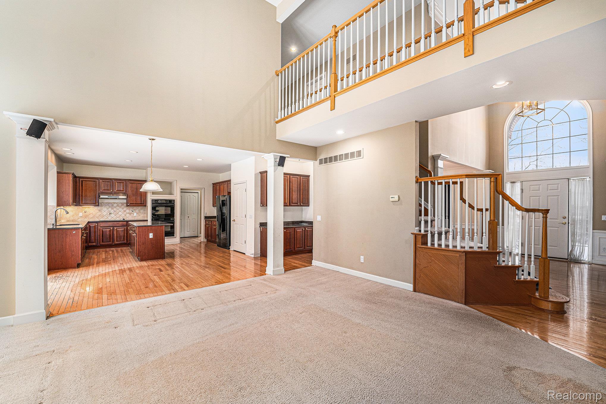 45247 OAK FOREST Drive