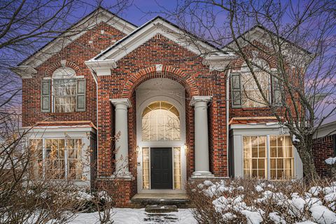 45247 OAK FOREST Drive Northville Township MI 48168