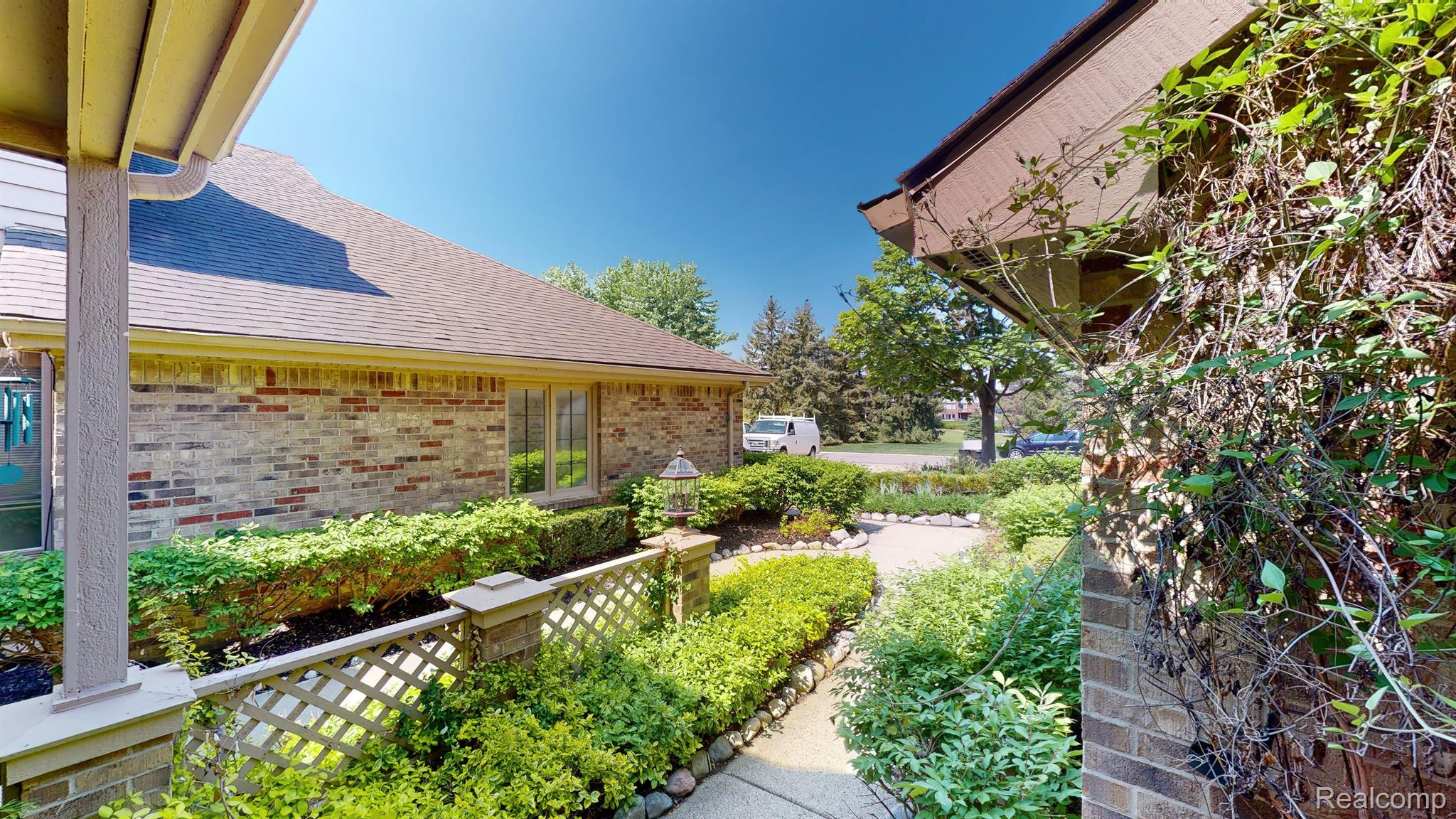 18182 W Blue Heron Dr N 91