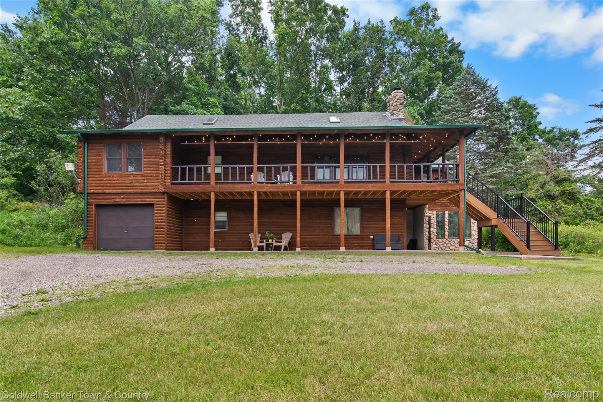 7335 Richardson Road