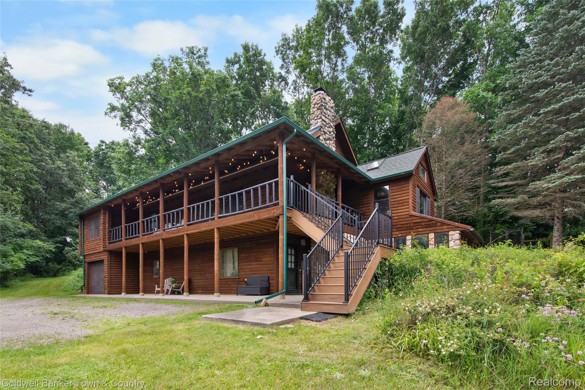 7335 Richardson Road