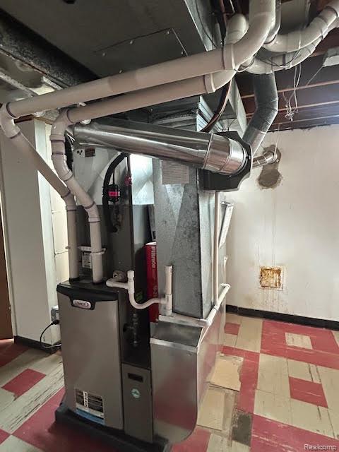 Troy City, Michigan 48083, United States, 3 Bedrooms Bedrooms, ,2 BathroomsBathrooms,Residential,Coming Soon,227571