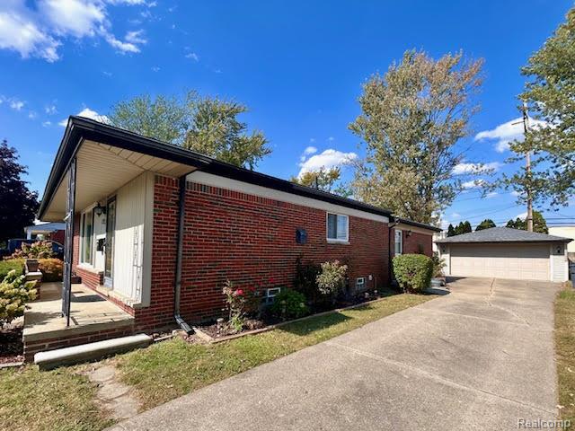 Troy City, Michigan 48083, United States, 3 Bedrooms Bedrooms, ,2 BathroomsBathrooms,Residential,Coming Soon,227571