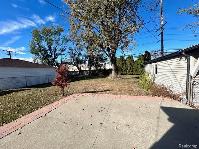 Troy City, Michigan 48083, United States, 3 Bedrooms Bedrooms, ,2 BathroomsBathrooms,Residential,Coming Soon,227571