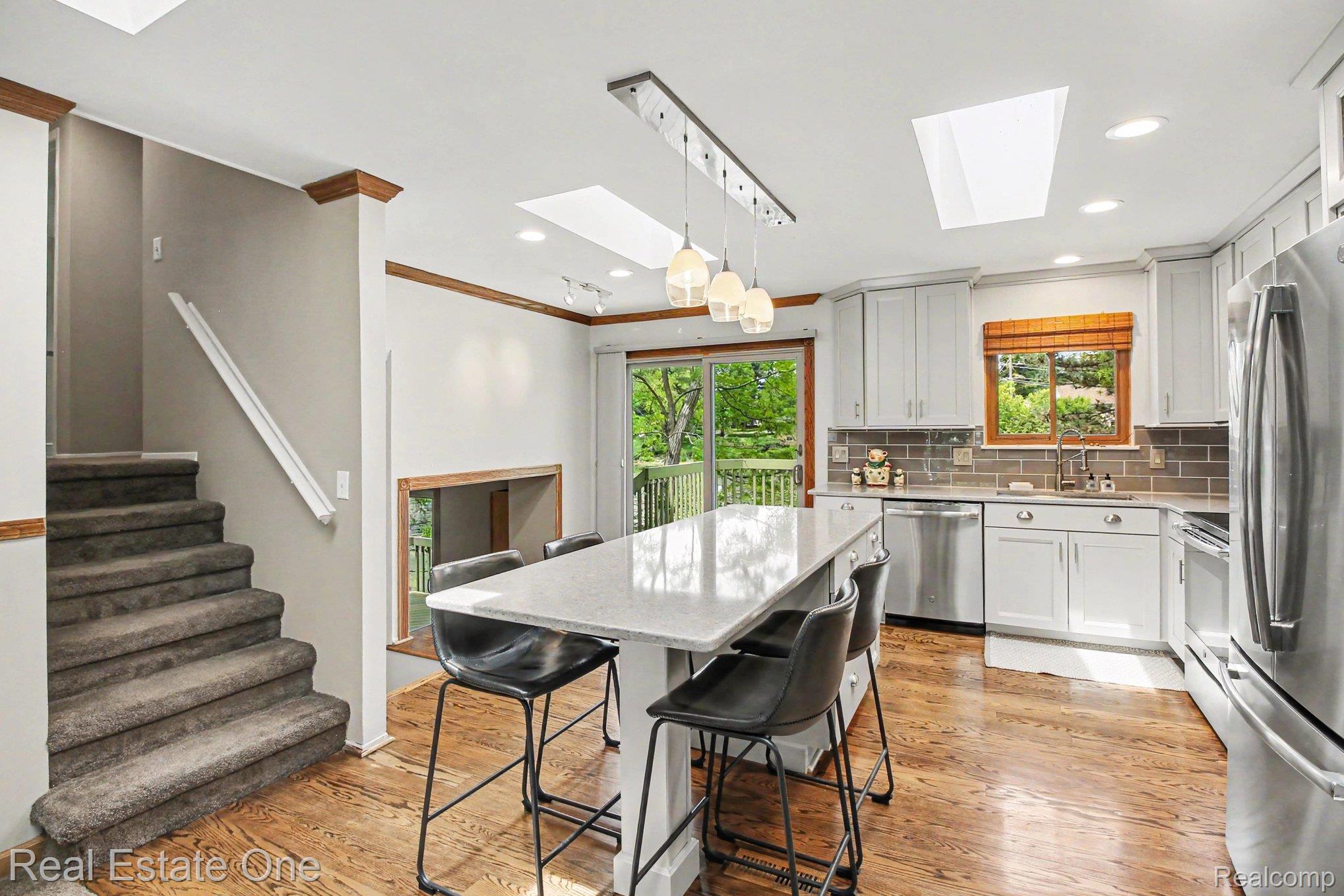 520 W Huron Street
