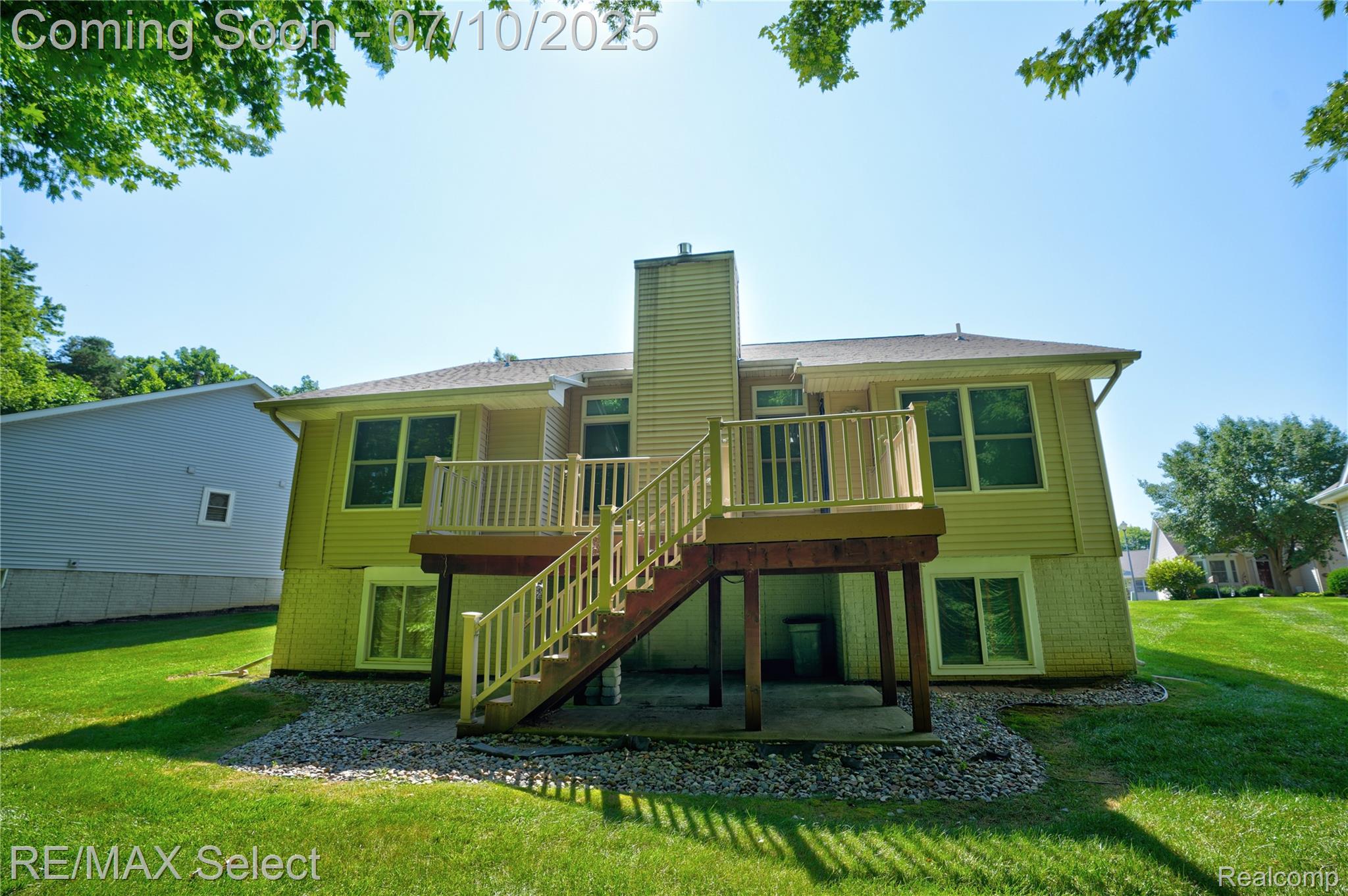 1211 Creek View Court